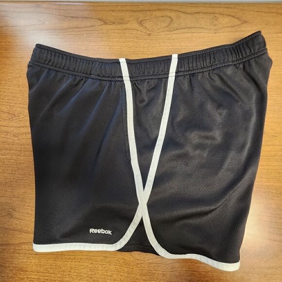 Reebock XL black and white shorts. - Picture 2 of 5
